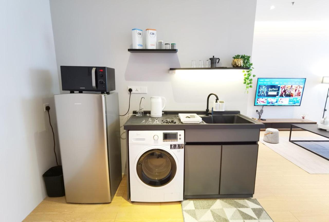 The Vogue @ Bangsar South Mid Valley Apartment *